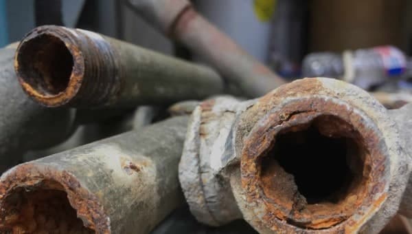 replacing galvanized pipes