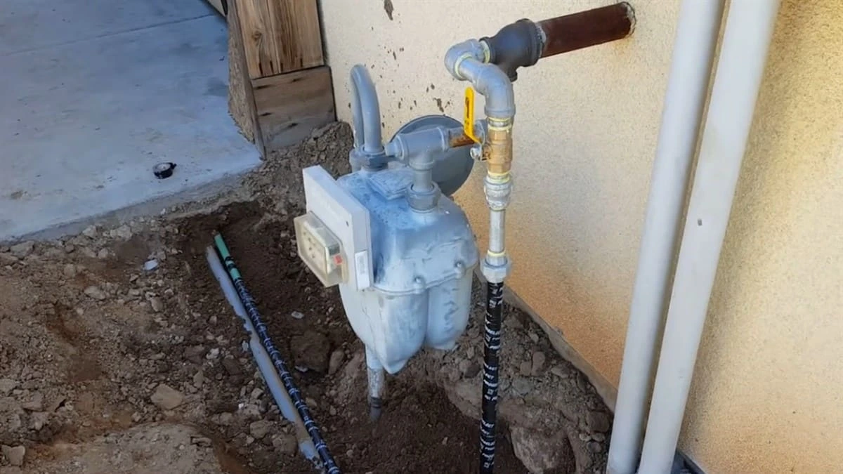 Gas line installation in Clovis CA